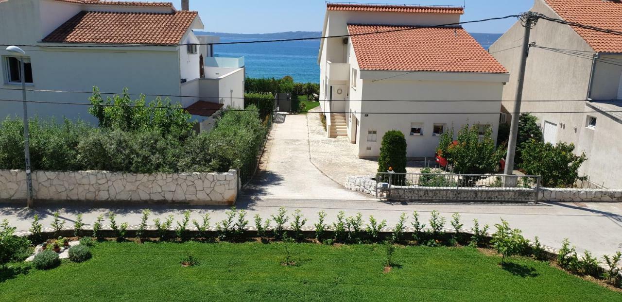 KaštelaNavi公寓 外观 照片