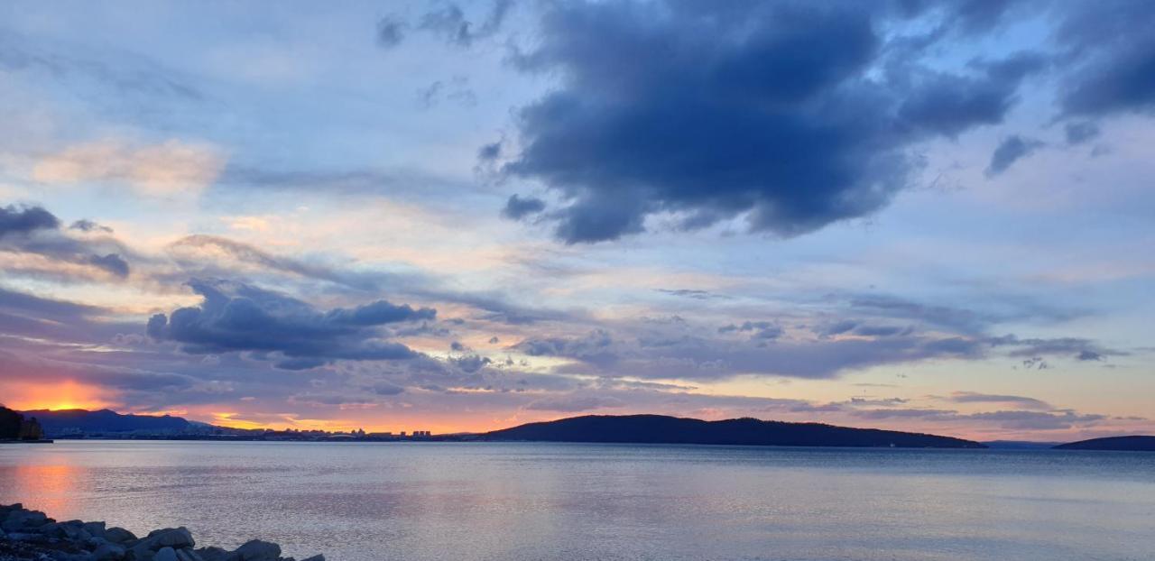 KaštelaNavi公寓 外观 照片